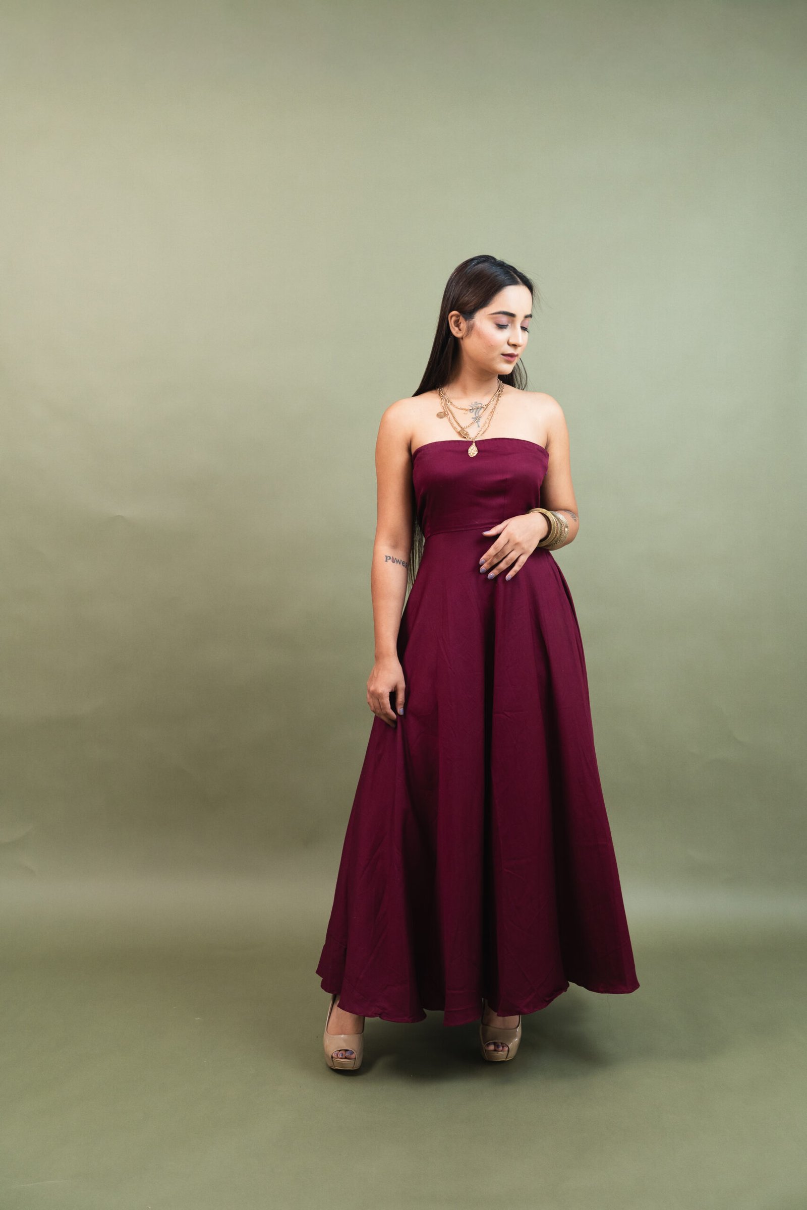 Cherry lady - Image 4